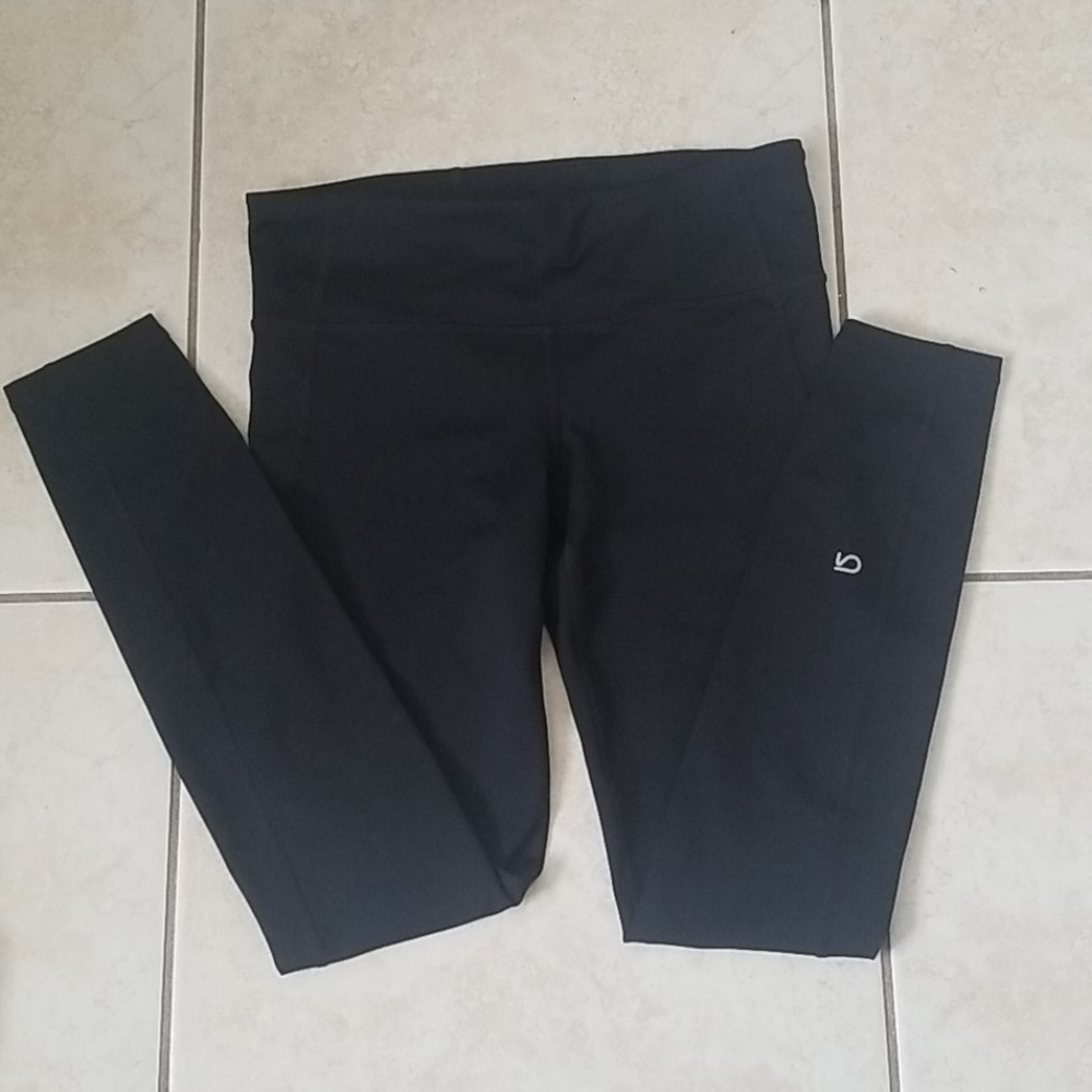 NWOT Black GapFit Leggings